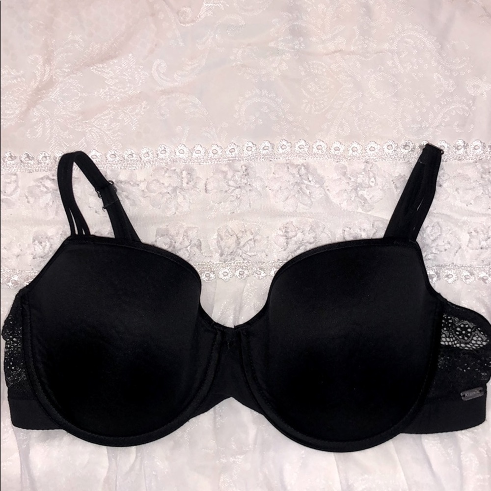Chantelle bra